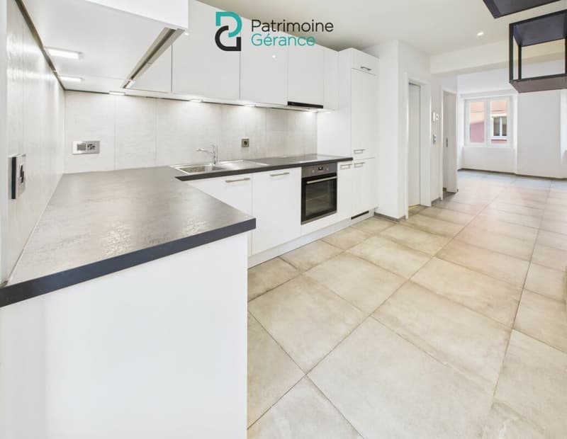 Appartement moderne, lumineux et confortable de 3.0 pièces (1)