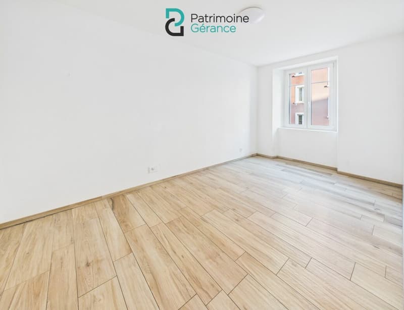 Appartement moderne, lumineux et confortable de 3.0 pièces (4)