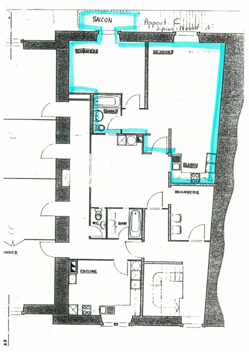 Appartement de 2.5 pièces avec balcon et place de parc (8)