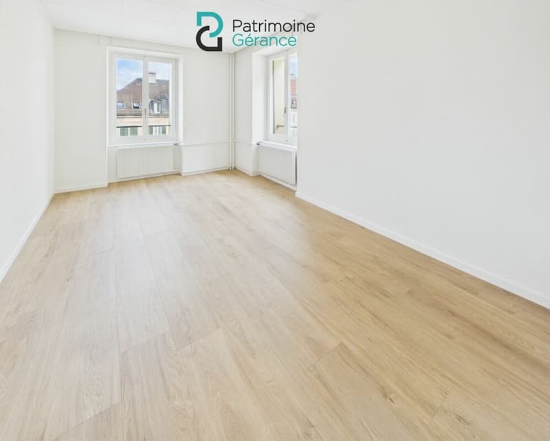 APPARTEMENT DE 4.0 PIÈCES RÉNOVÉ, LUMINEUX ET PROCHE DES COMMODITÉS (5)