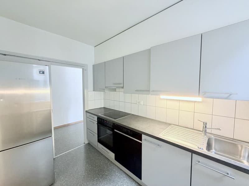 SPACIEUX 4.0 PIÈCES DE 92 M² AU COEUR DU LOCLE ! (1)