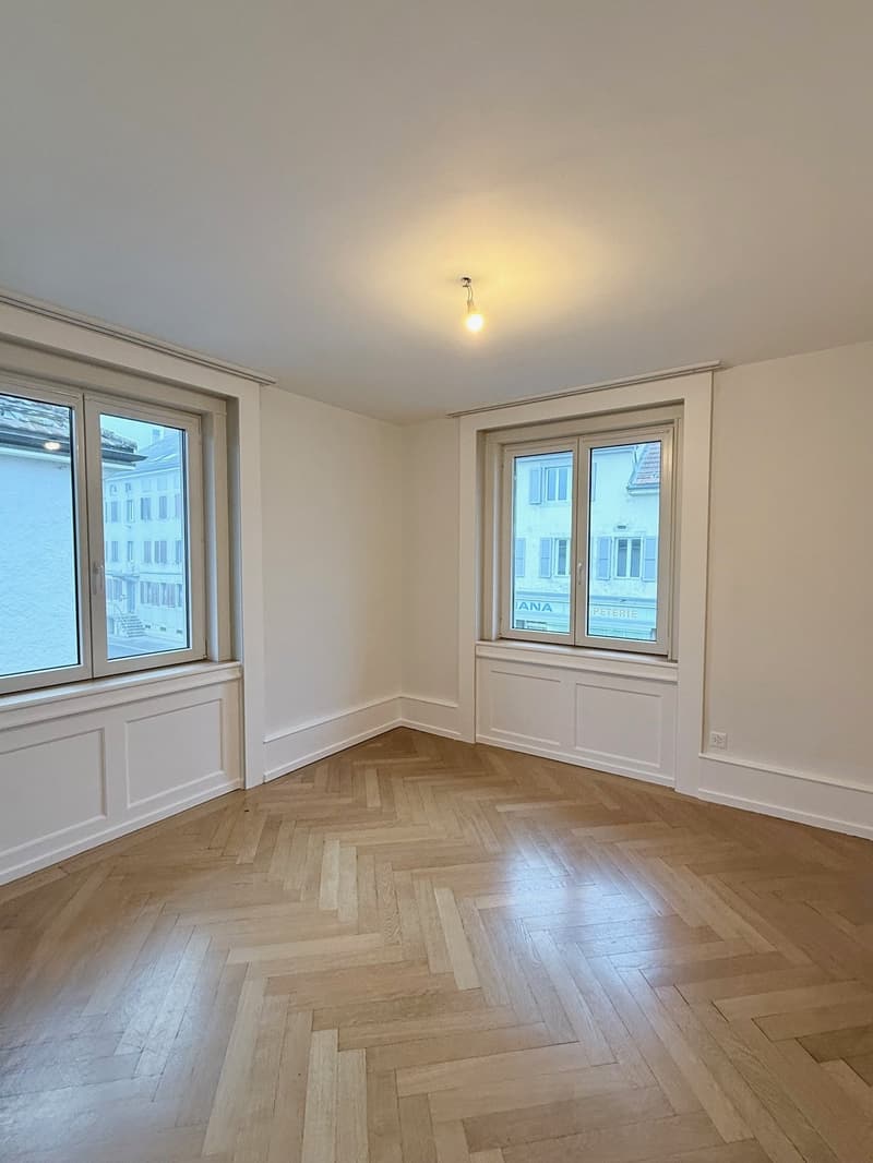 Beautiful renovated 4-room apartment on the 1st floor with balcony and communal garden (8)