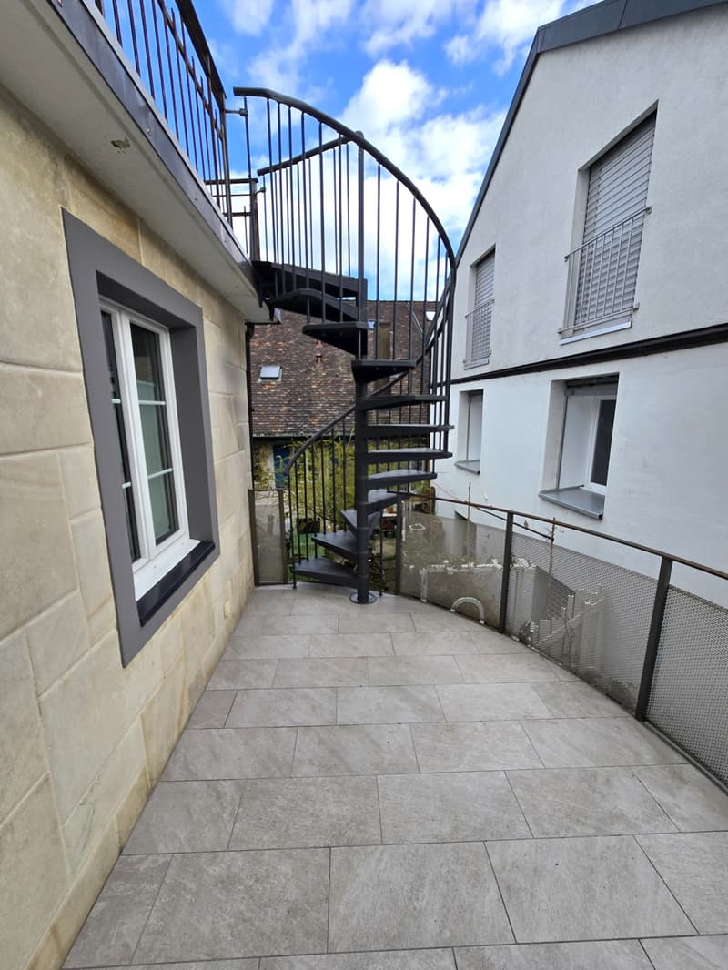 Beautiful individual house with 5.5 rooms on 3 floors with two terraces and private garden (5)