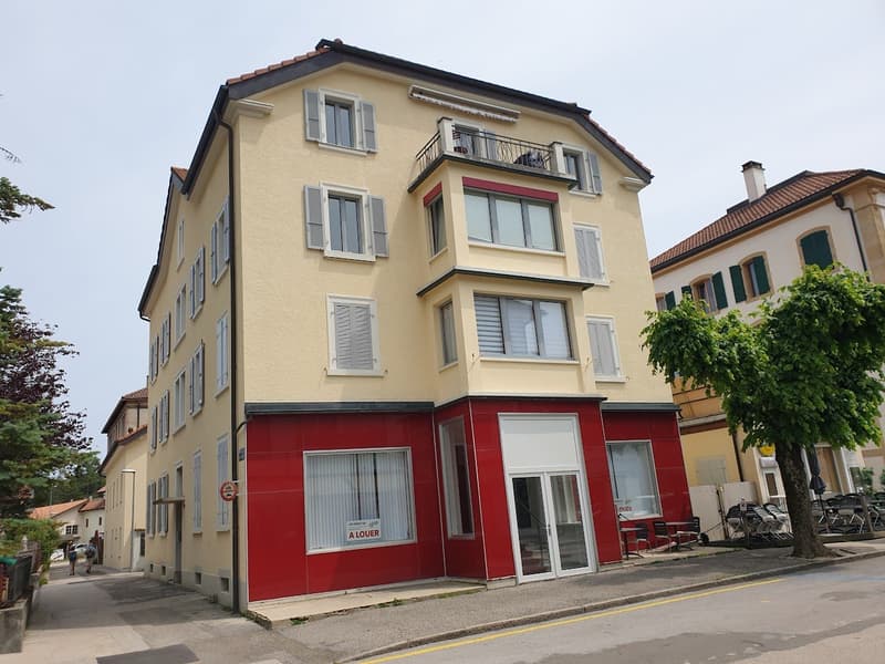 Wohnung 2.5 Zimmer renoviert im Zentrum von Fleurier (7)