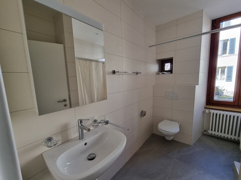 Wohnung 2.5 Zimmer renoviert im Zentrum von Fleurier (6)