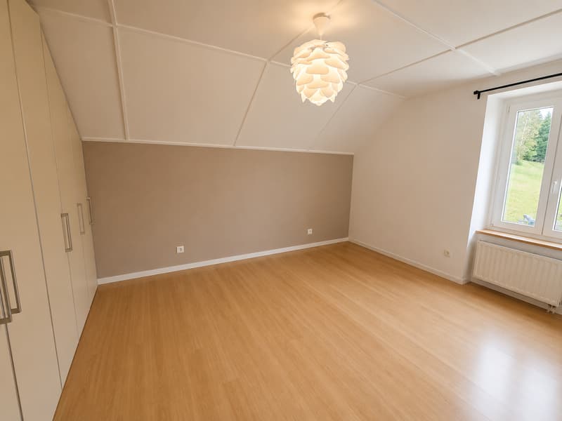 Superbo appartamento triplex di 5 locali al 1° piano con terrazza e giardino (12)