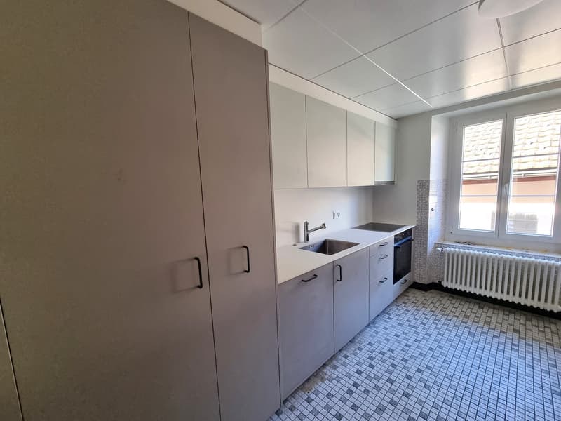 Appartamento di quattro locali recentemente ristrutturato (1)