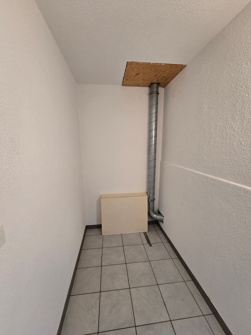 Schönes 2,5-Zimmer-Apartment im 3. Stock mit Aufzug im Stadtzentrum (9)