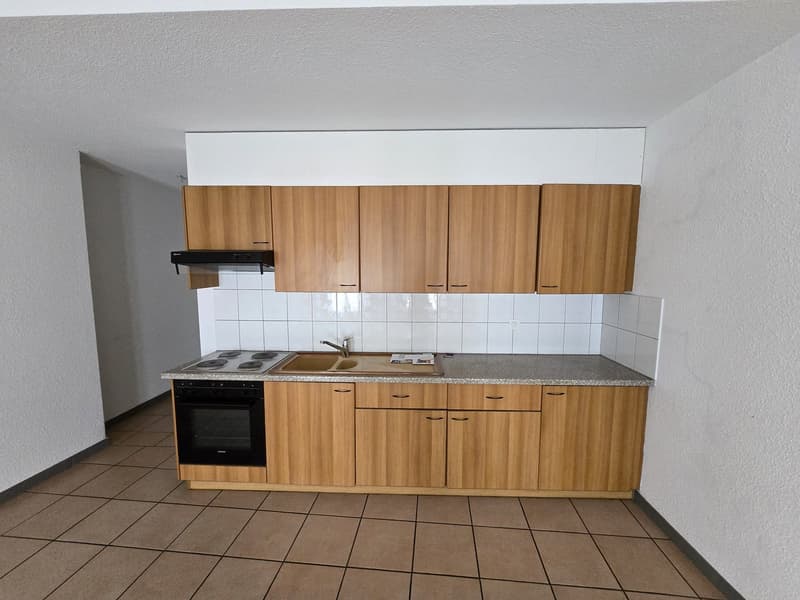 Schönes 2,5-Zimmer-Apartment im 3. Stock mit Aufzug im Stadtzentrum (2)