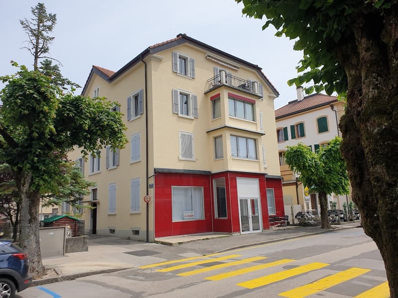 Wohnung mit 3.5 Zimmern, Balkon und Veranda im Zentrum von Fleurier (8)