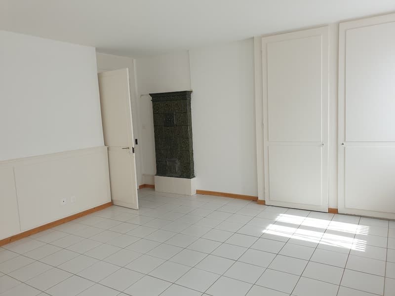 Wohnung mit 3.5 Zimmern, Balkon und Veranda im Zentrum von Fleurier (6)
