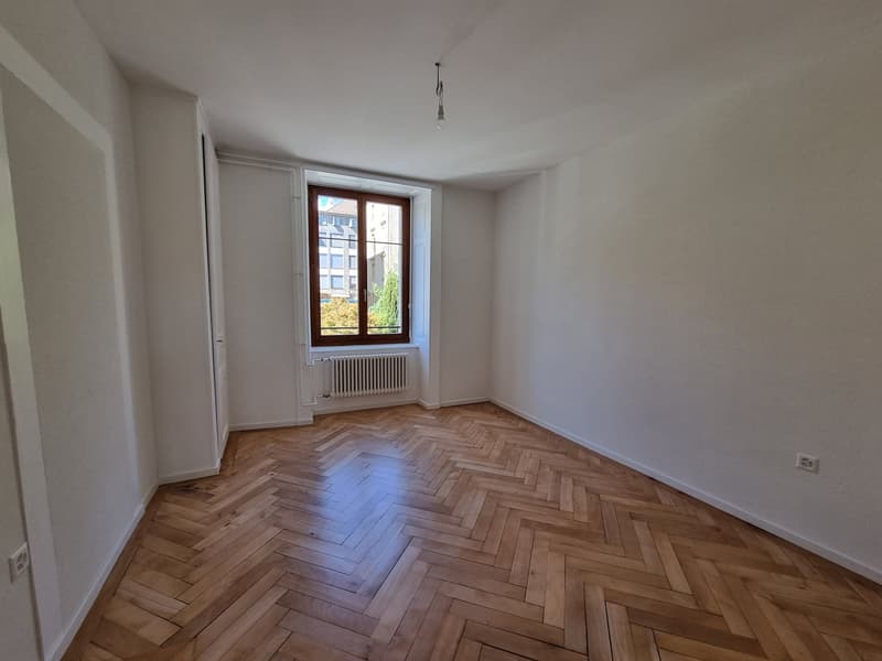 Appartement entièrement neuf de 3 pièces avec balcon et ascenseur (3)