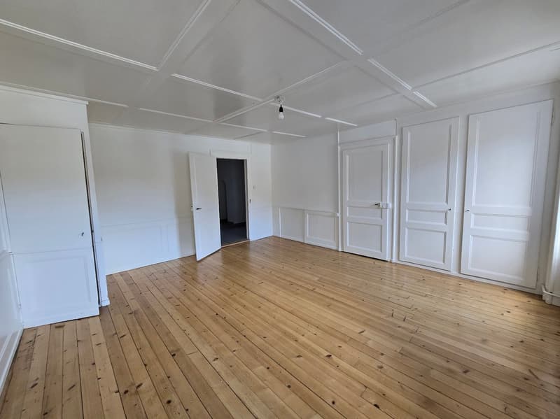 Spacieux appartement de 4 pièces au centre de Fleurier (8)