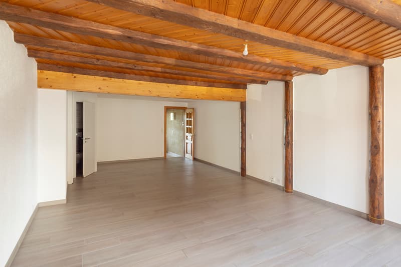 Casa di città a Romont sulle mura (5)