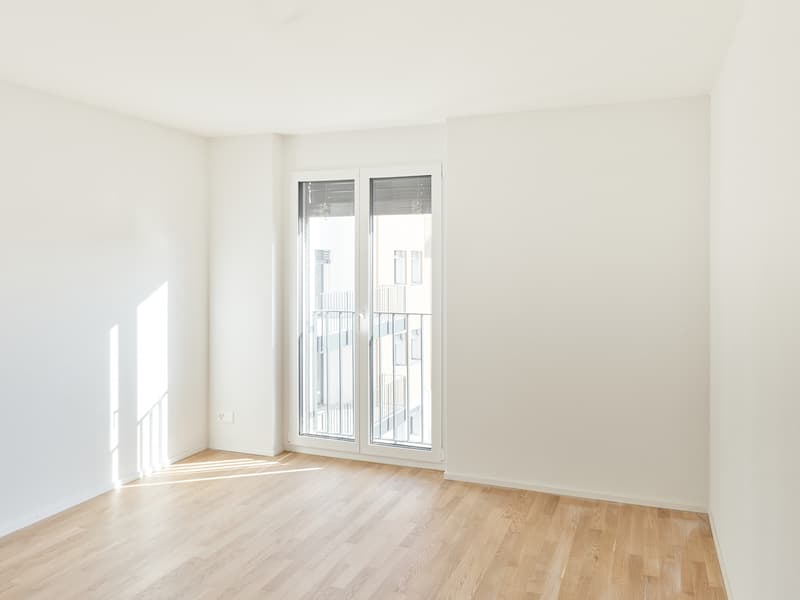 Grande 3.5 nuovo attraversante, con grande soggiorno e balcone coperto (4)