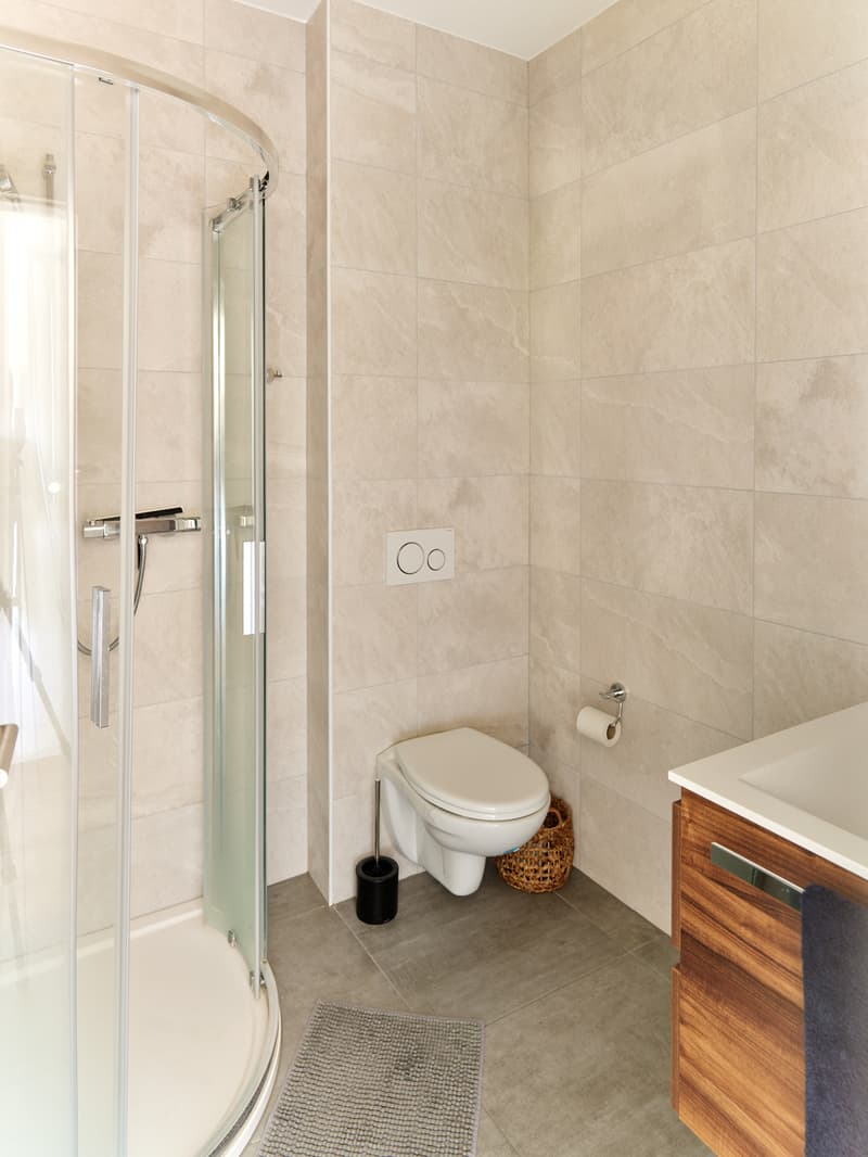 Prächtige 4,5-Zimmer-Wohnung von hoher Qualität in einer kleinen Residenz (9)