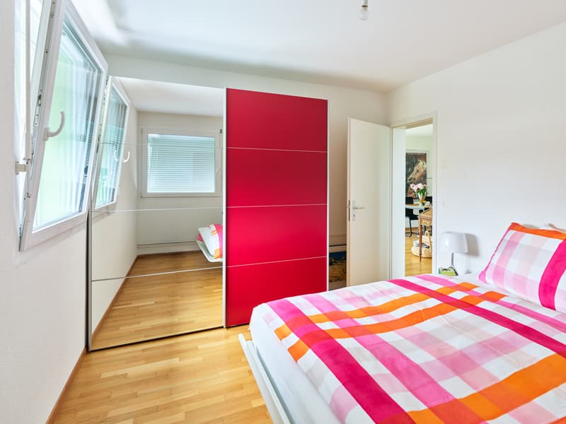 Beautiful apartment located in a calm and green setting (4)