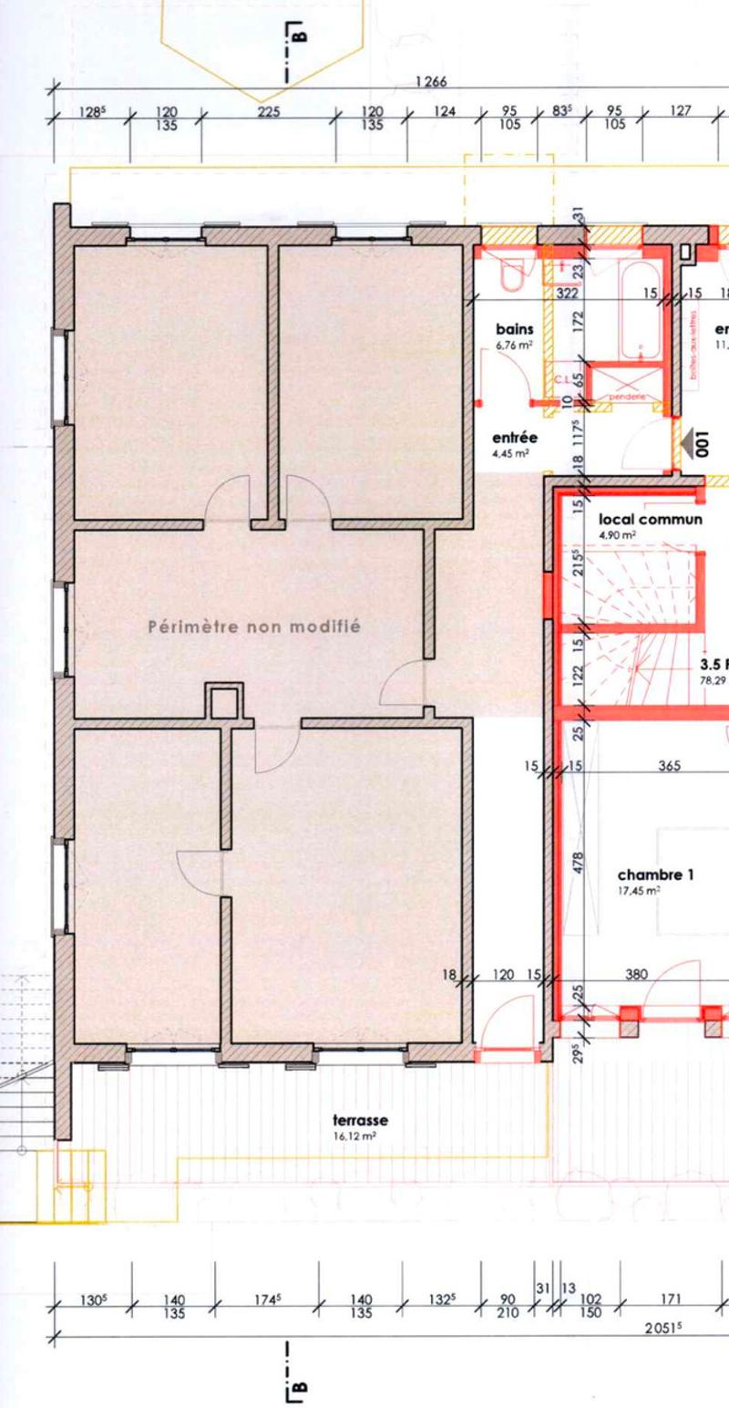 Appartement de 4,5 pièces rénové au rez-de-chaussée (2)