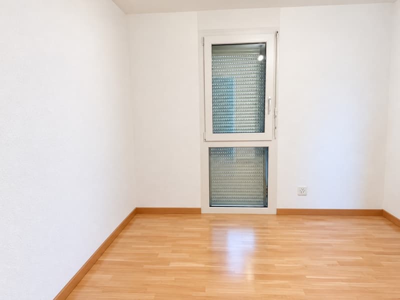 Bel appartement de 3,5 pièces à louer au 1er étage (4)