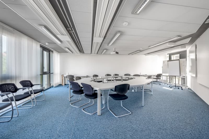 Office Building Inwilerried - where ideas get space (2)