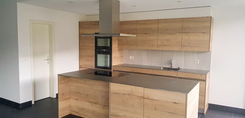 kitchen, island, wood cabinets, appliances