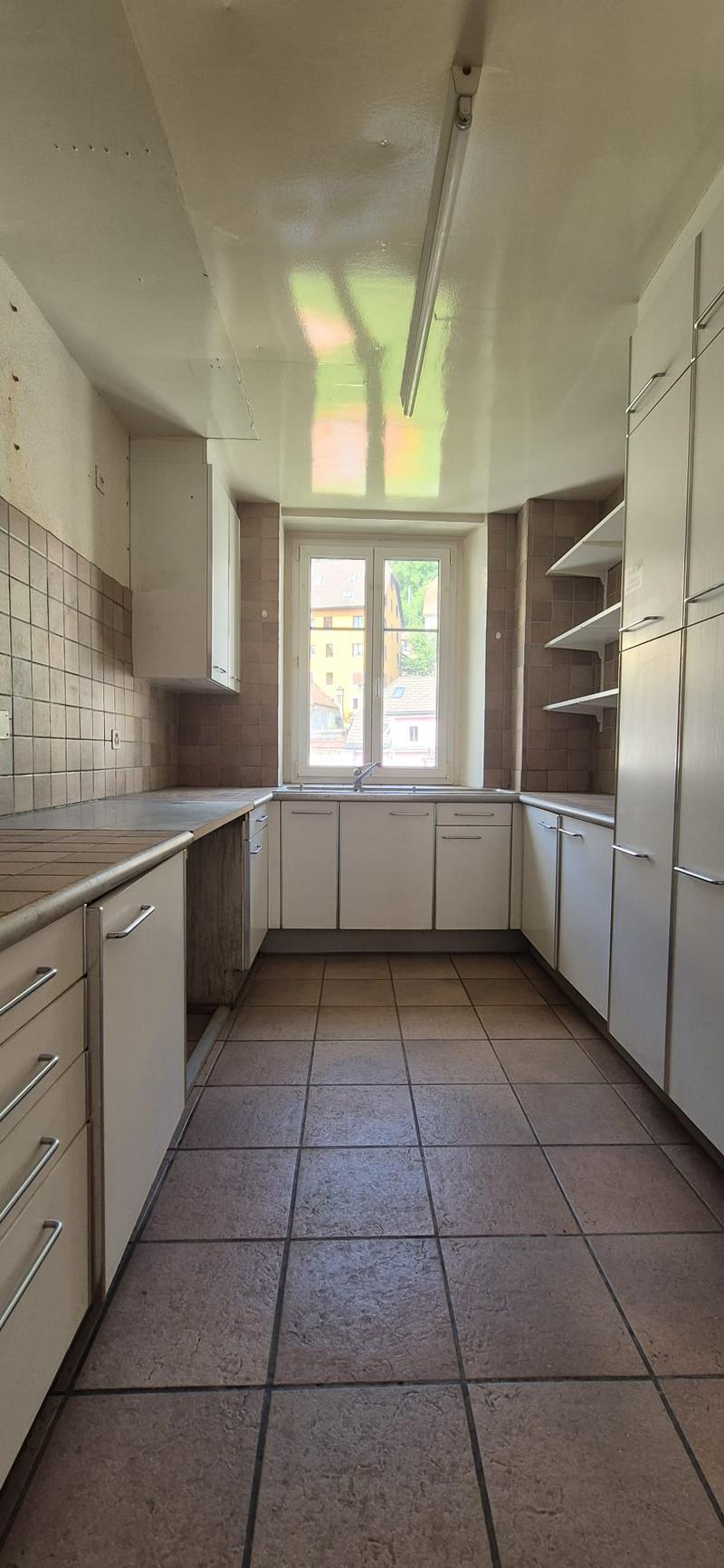 Commercial premises for rent (2)