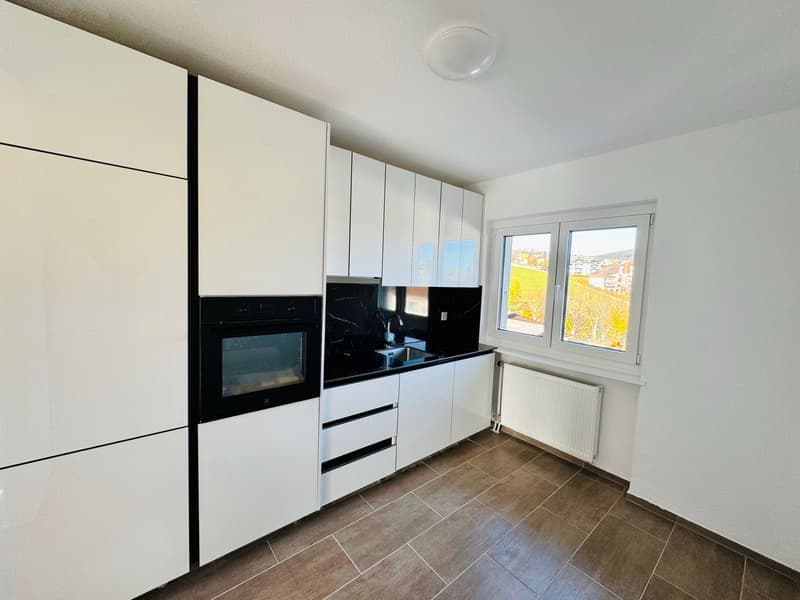 Appartement 3.5 pièces moderne à Tavannes avec vue (1)