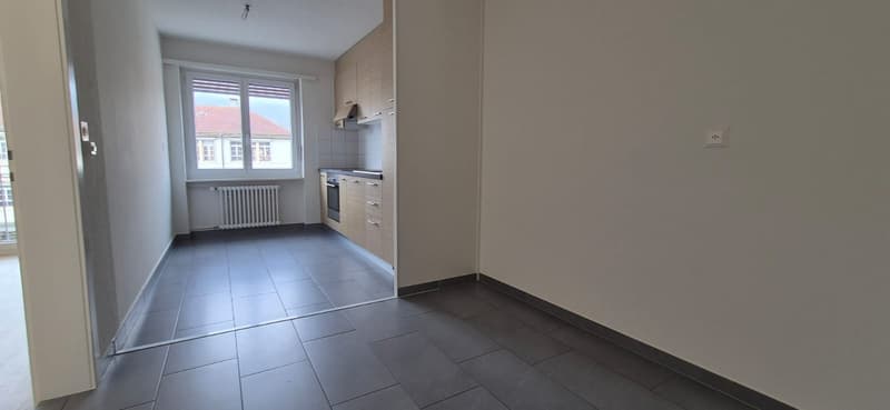 Charmant appartement de 3,5 pièces à louer à Bienne (2)