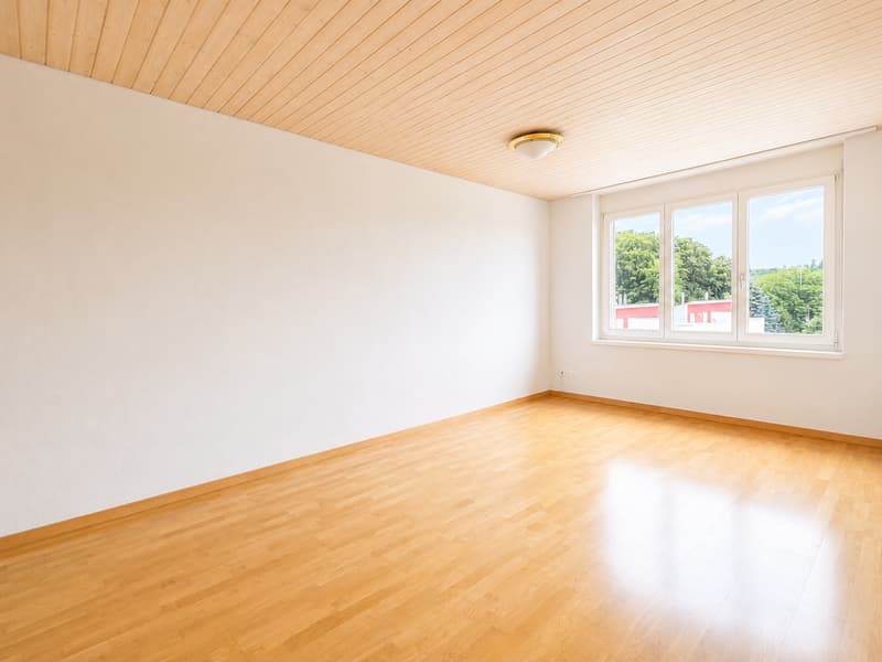 Geräumige 5.5-Zimmer-Maisonette-Wohnung in Leuggern – sofort verfügbar! (8)
