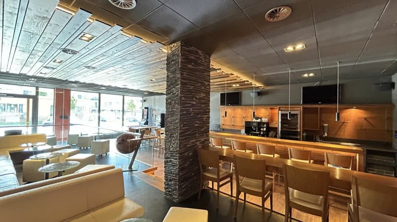 Central commercial space - gastronomy or alternative use (12)