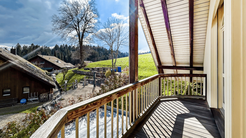 Living with a view - a gem in an elevated location with space and quality (19)