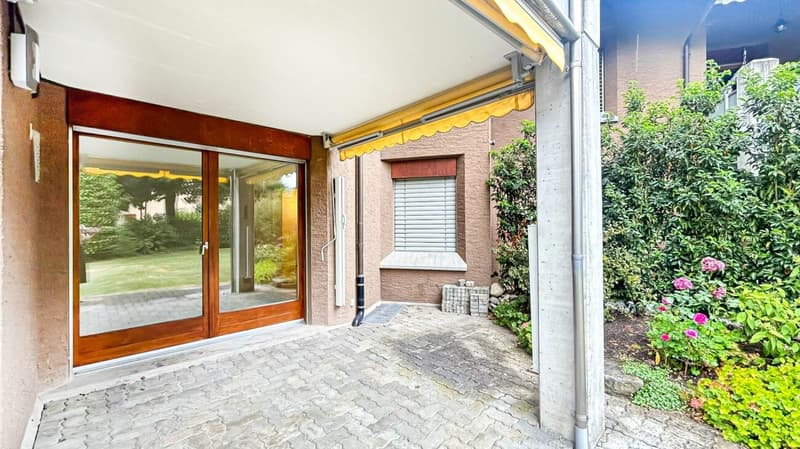 Ground Floor Living - Comfort with Outdoor Seating (5)