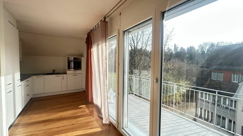 Living with privacy - charming attic apartment in Gerlafingen (8)