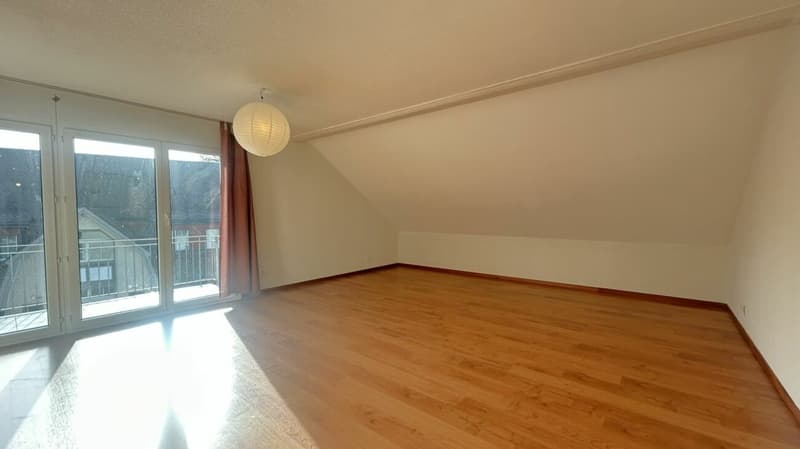Living with privacy - charming attic apartment in Gerlafingen (7)