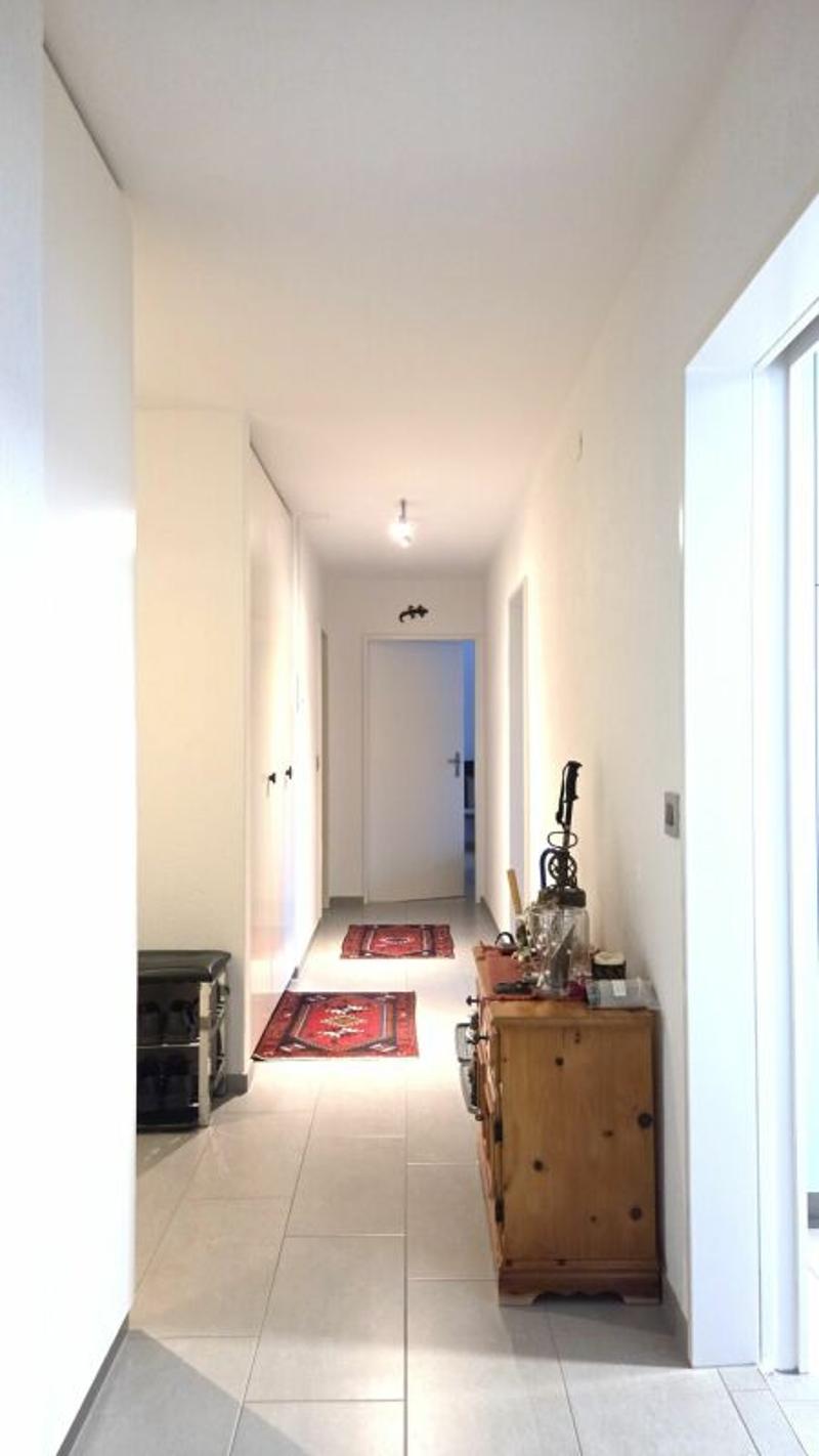 Living in a 3.5-room apartment on the top floor with a balcony (15)