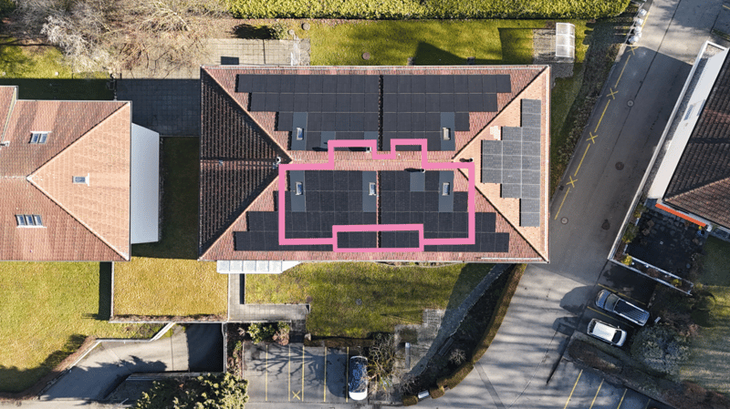 Living in a 3.5-room apartment on the top floor with a balcony (2)