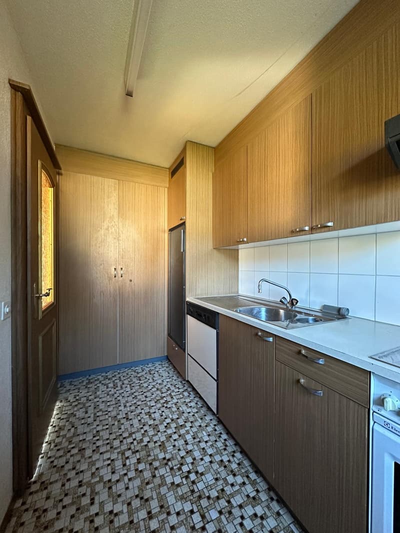 Corner house with potential & XXL garage – ideal for craftsmen and collectors (13)