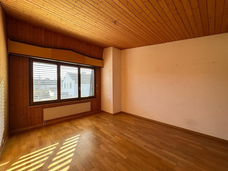 Corner house with potential & XXL garage – ideal for craftsmen and collectors (28)