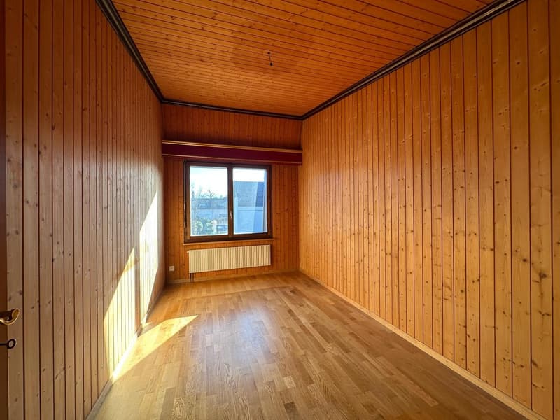 Corner house with potential & XXL garage – ideal for craftsmen and collectors (32)
