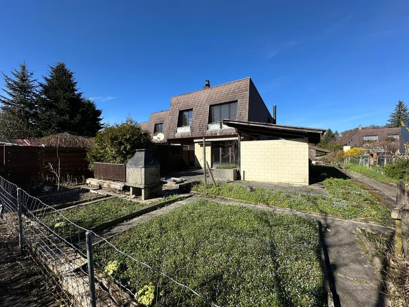Corner house with potential & XXL garage – ideal for craftsmen and collectors (35)