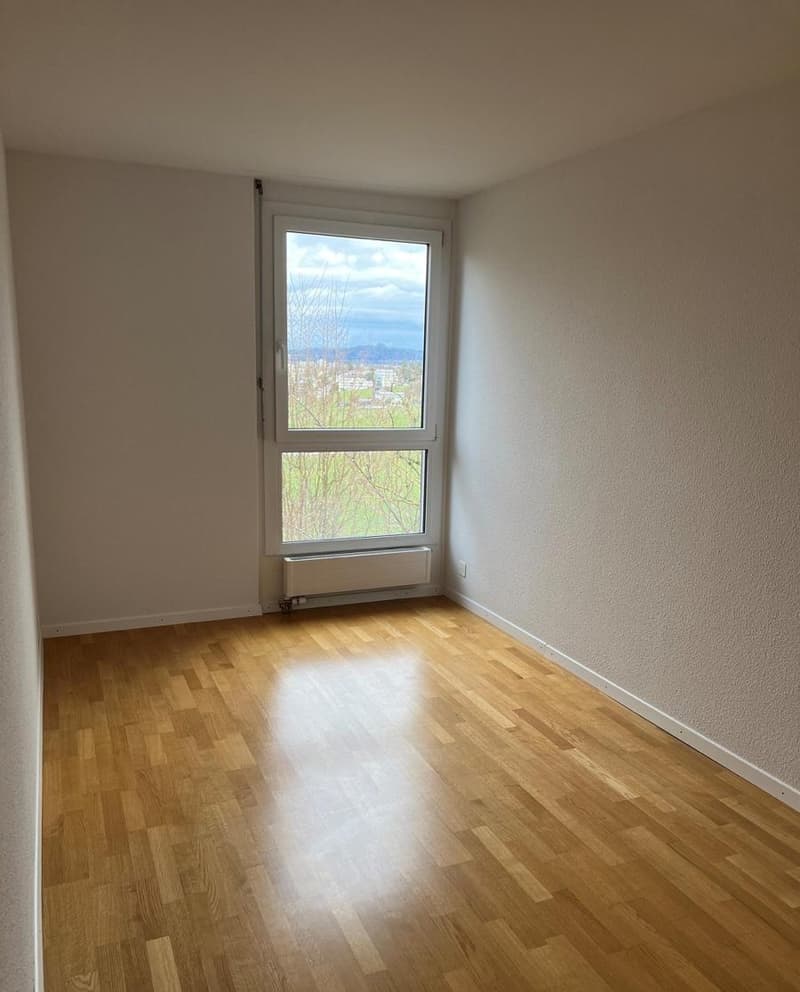 Kinderzimmer 1 (Bild aus vergleichbarer Musterwohnung)