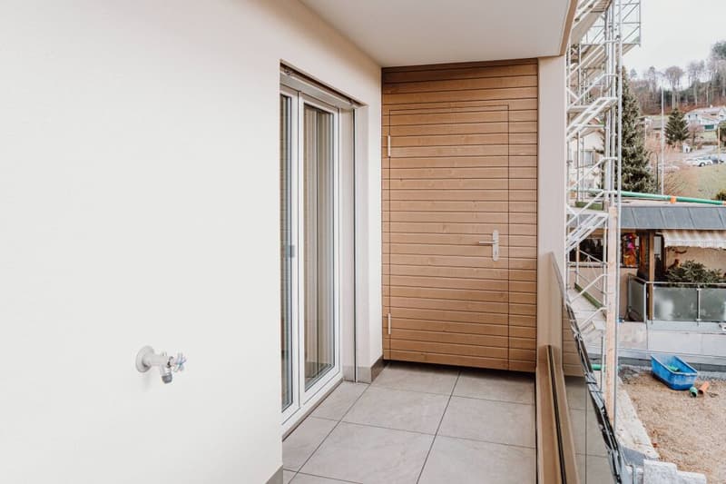 Modern 4.5-room apartment with a landscape view in Grossdietwil (6)