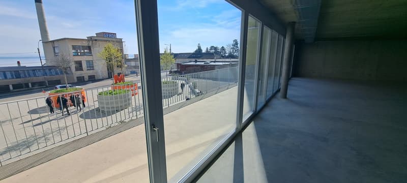 Local commercial et/ou bureau / Gewerberaum und/oder Büro (2)