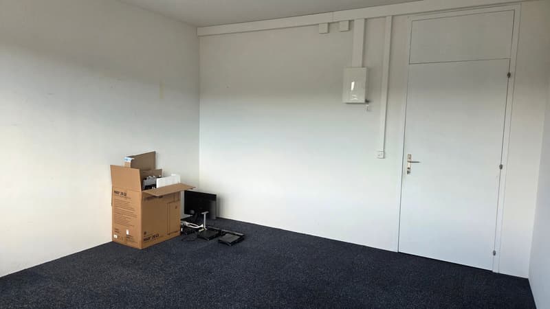 Bürofläche im 2. Obergeschoss in Brügg ab Juni 2026 verfügbar (2)