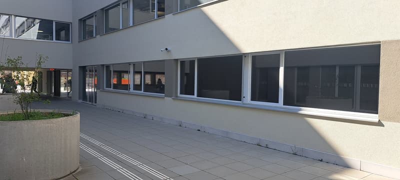Local commercial, bureau et entrepôt / Gewerberaum, Büro und Lager (1)