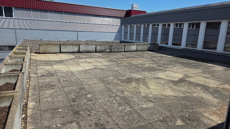 Moderne Büro-/Gewerbefläche mit grosser Terrasse im WeberPark (9)