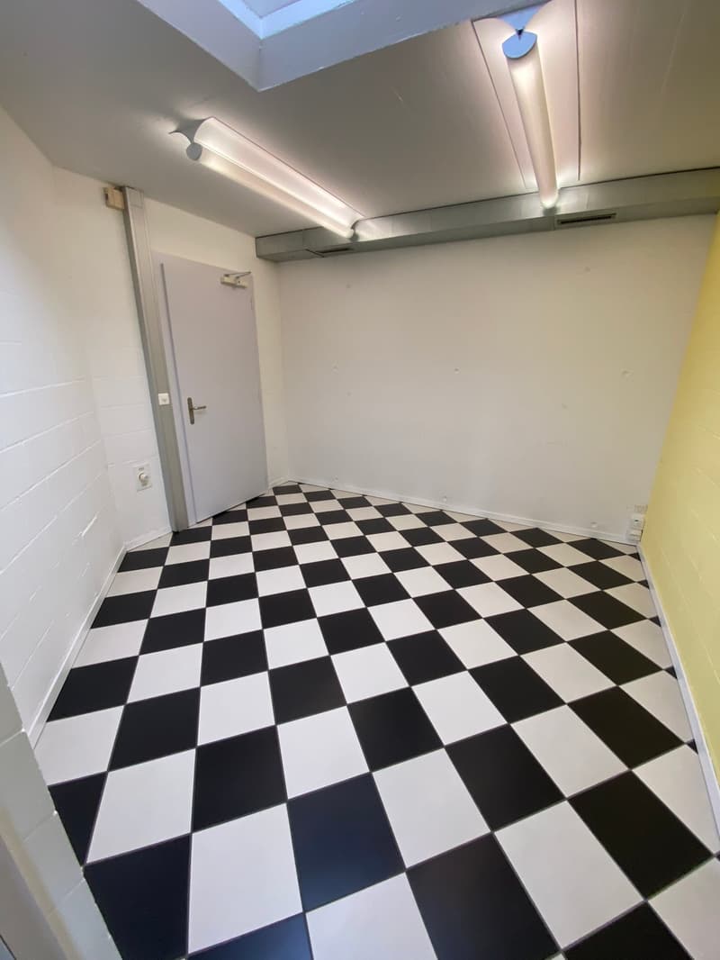 Moderne Büroräume an der Werkstrasse in Lyss (5)