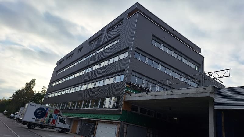 Flexible Gewerbeäumlichkeiten / Locaux commerciaux modulables (6)