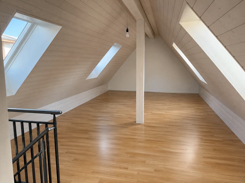 Charmante 4.5-Zimmer-Wohnung in Nidau (3)