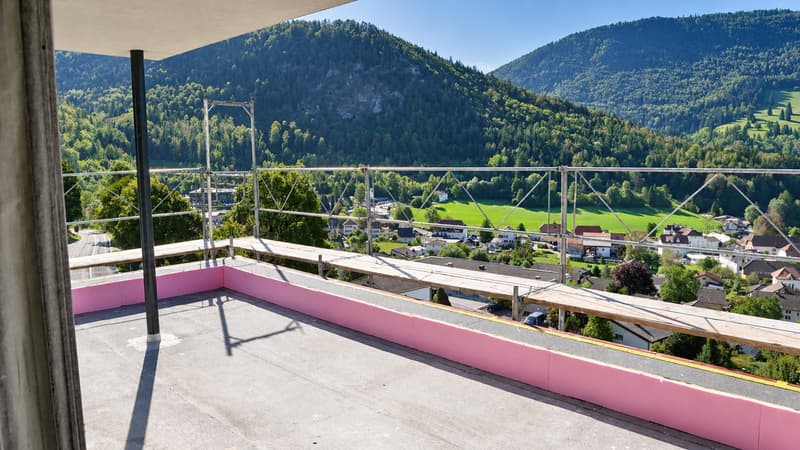 Magnifique attique de 3.5 pièces avec vue sur le village de Sonceboz-Sombeval (2)